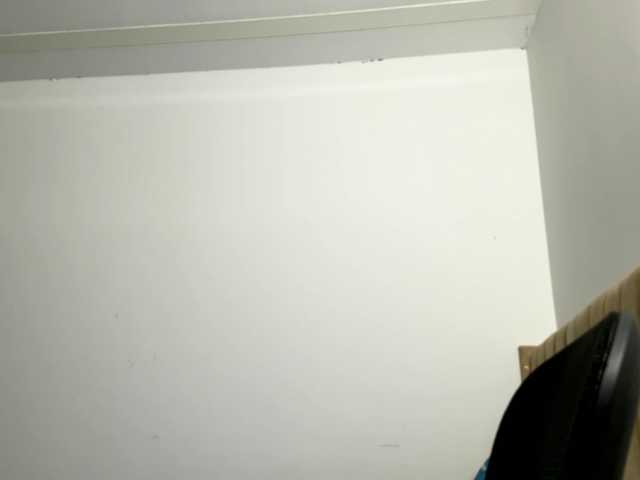 Sara_muscle webcam bongacams model stream image