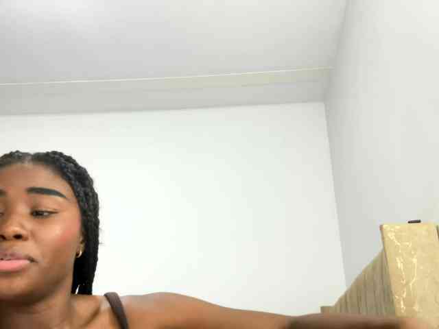 Sara_muscle webcam