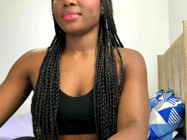 Sara_muscle webcam