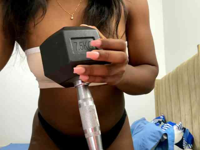 Girlstrong Girlstrong