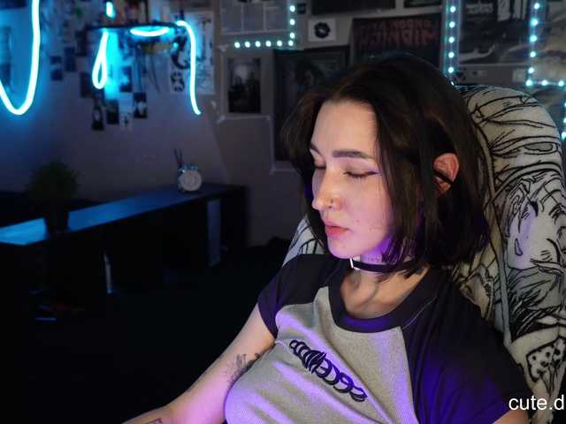 Diana-Dii live cam on BongaCams
