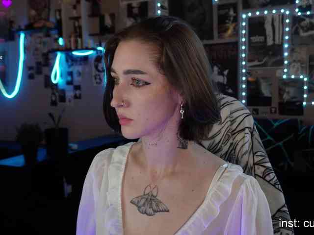 Modella: _OKAK_