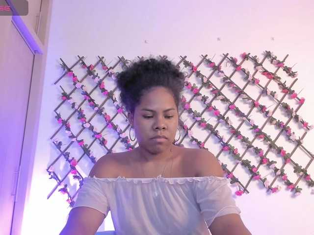 naughtyebonyy live cam on BongaCams