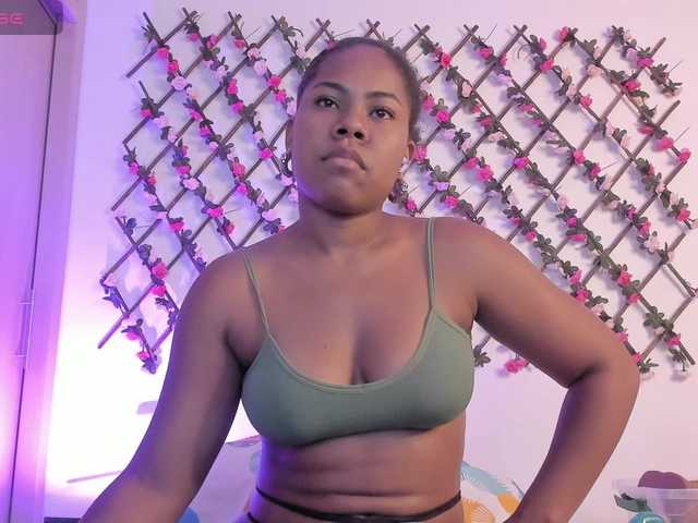 naughtyebonyy live cam on BongaCams