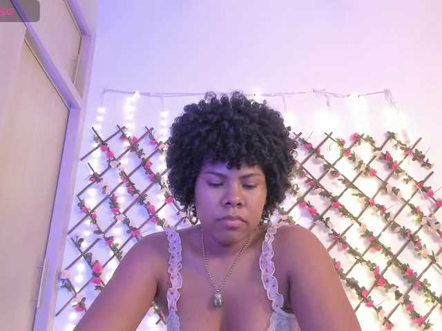 naughtyebonyy live cam on BongaCams