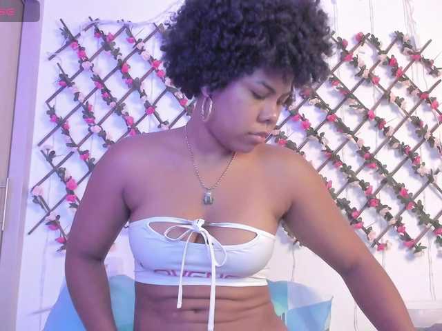 naughtyebonyy live cam on BongaCams