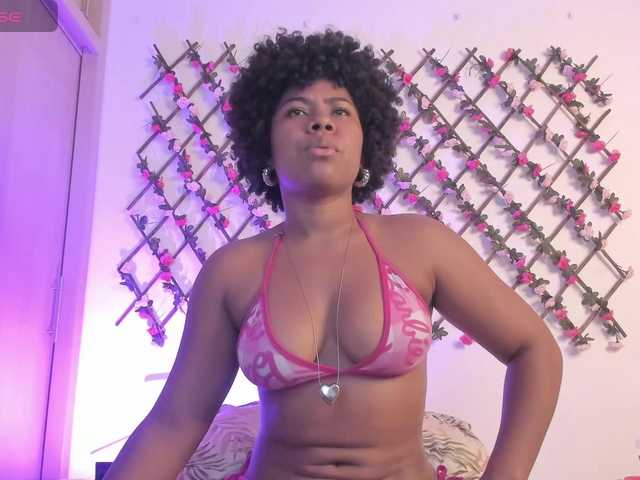 naughtyebonyy live cam on BongaCams