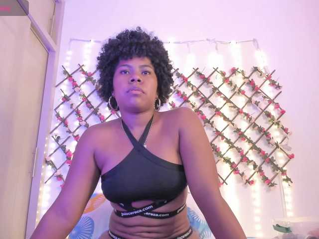 naughtyebonyy live cam on BongaCams