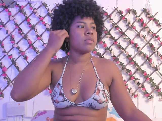 naughtyebonyy live cam on BongaCams