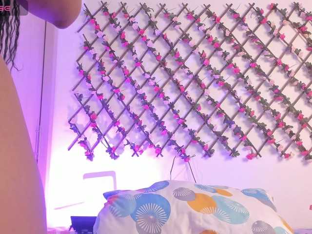 naughtyebonyy live cam on BongaCams
