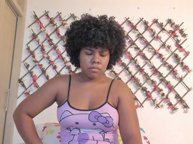 naughtyebonyy live cam on BongaCams