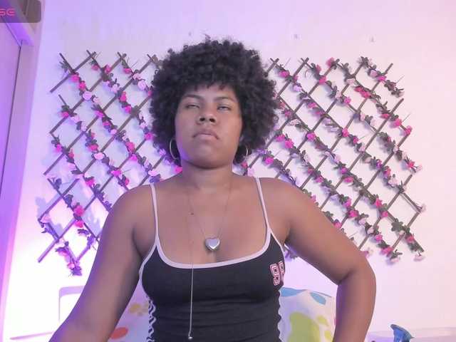 naughtyebonyy live cam on BongaCams