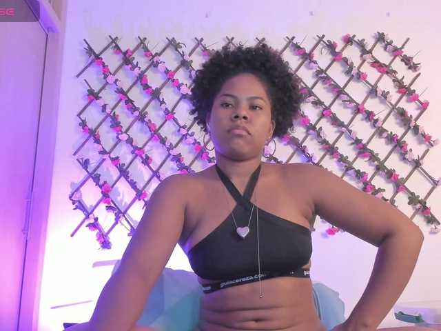 naughtyebonyy live cam on BongaCams