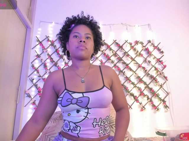 naughtyebonyy live cam on BongaCams