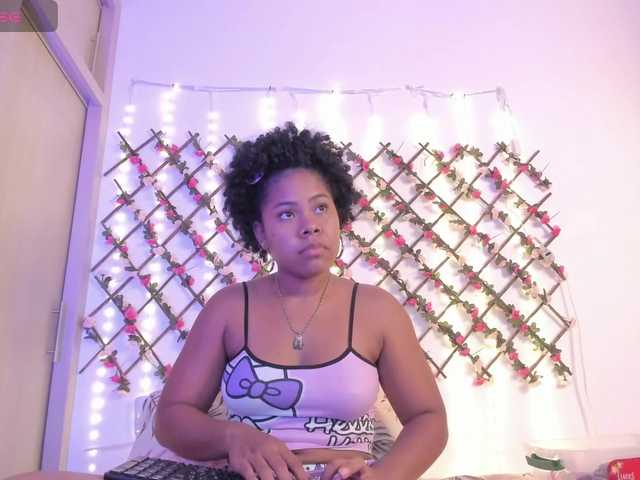 naughtyebonyy live cam on BongaCams