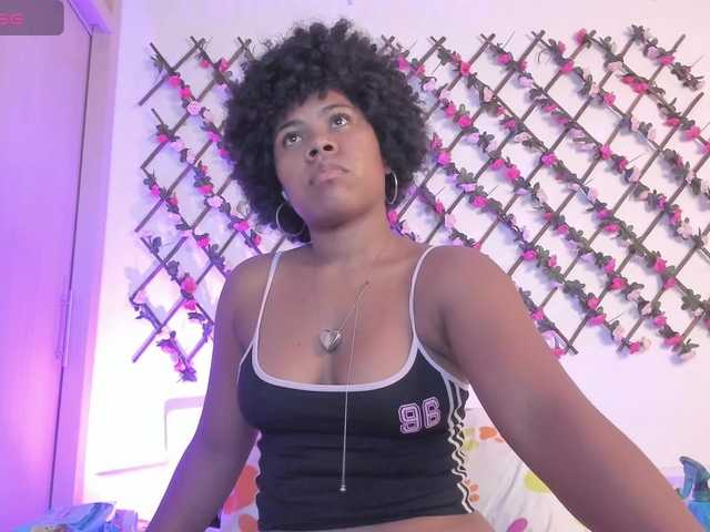 naughtyebonyy live cam on BongaCams