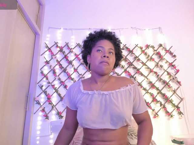 naughtyebonyy live cam on BongaCams