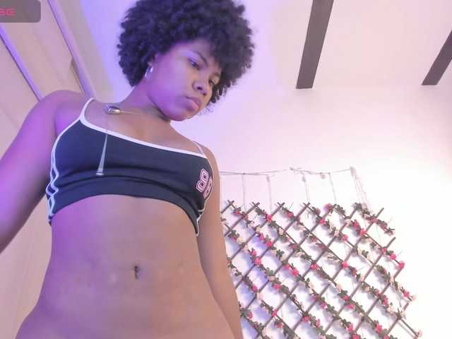 naughtyebonyy live cam on BongaCams