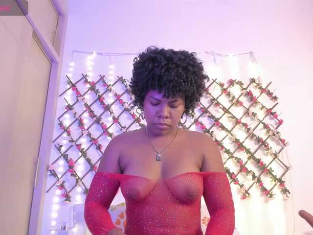 naughtyebonyy live cam on BongaCams