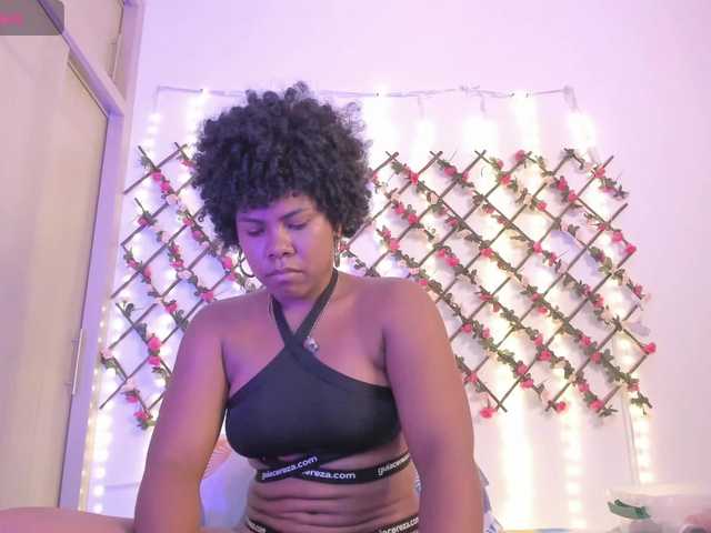 naughtyebonyy live cam on BongaCams