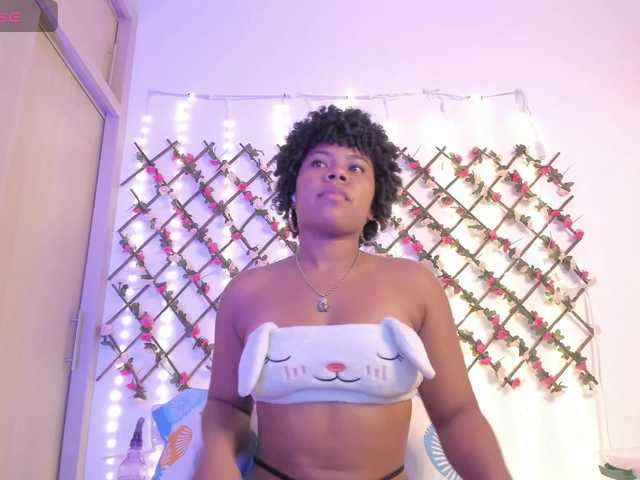 naughtyebonyy live cam on BongaCams