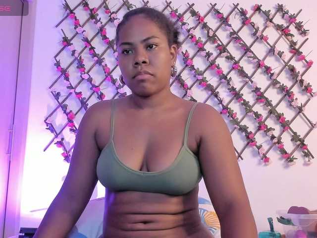 naughtyebonyy live cam on BongaCams