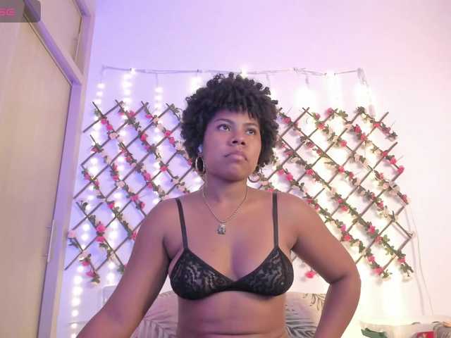 naughtyebonyy live cam on BongaCams