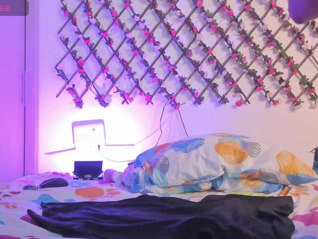 naughtyebonyy live cam on BongaCams