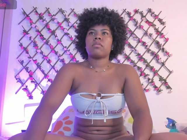 naughtyebonyy live cam on BongaCams