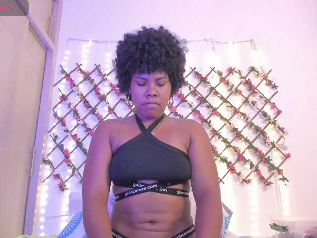 naughtyebonyy live cam on BongaCams