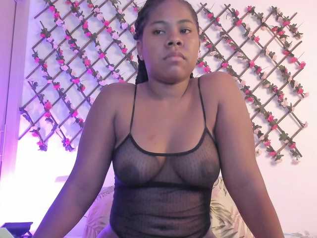 naughtyebonyy live cam on BongaCams