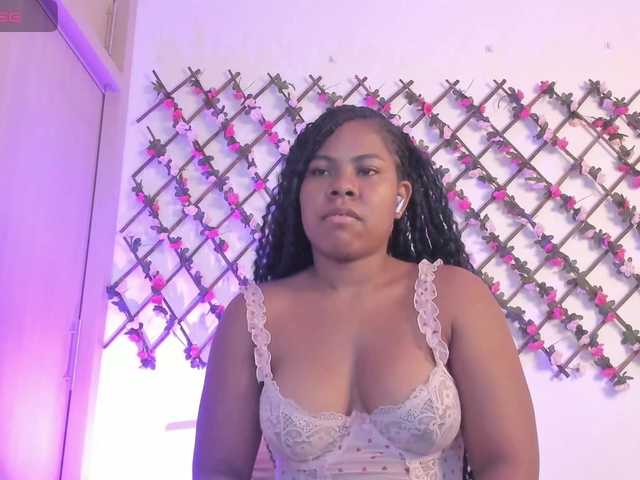 naughtyebonyy live cam on BongaCams