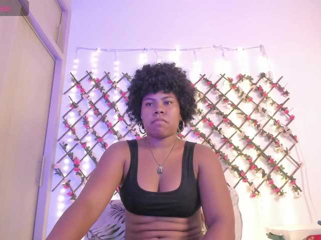 naughtyebonyy live cam on BongaCams
