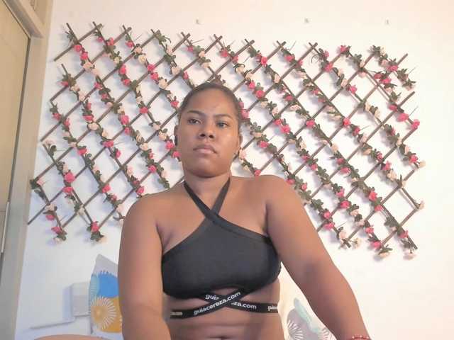 naughtyebonyy live cam on BongaCams