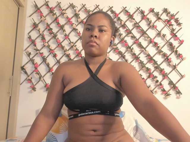 naughtyebonyy live cam on BongaCams
