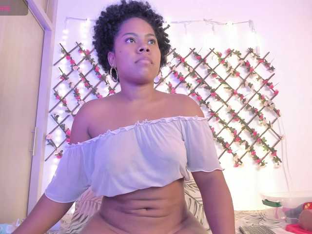 naughtyebonyy live cam on BongaCams