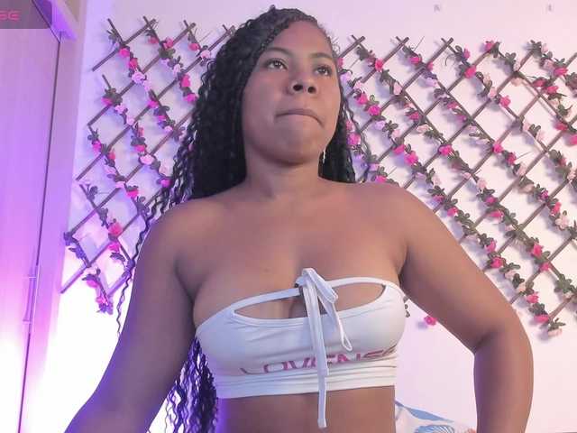 naughtyebonyy live cam on BongaCams