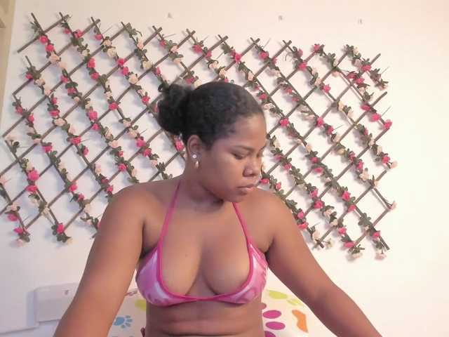 naughtyebonyy live cam on BongaCams