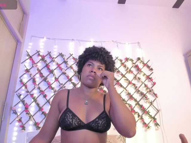 naughtyebonyy live cam on BongaCams