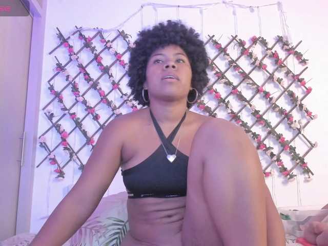 naughtyebonyy live cam on BongaCams