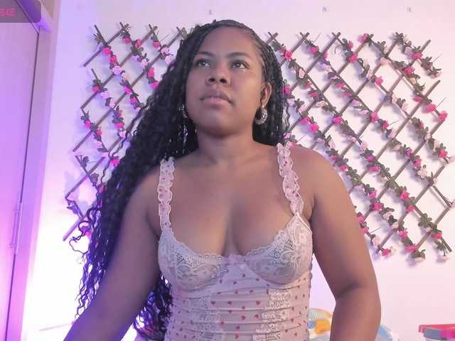 naughtyebonyy live cam on BongaCams