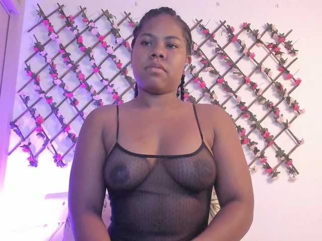 naughtyebonyy live cam on BongaCams