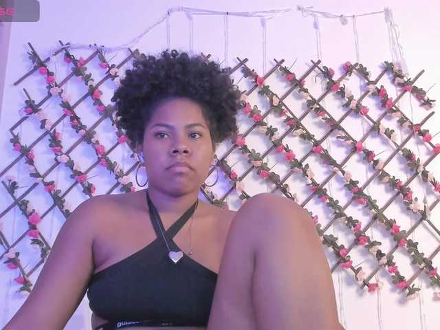 naughtyebonyy live cam on BongaCams