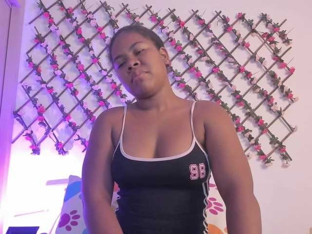 naughtyebonyy live cam on BongaCams