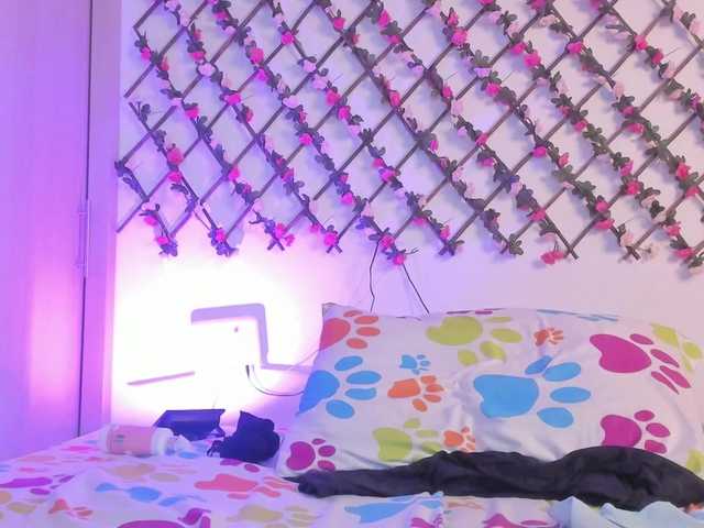 naughtyebonyy live cam on BongaCams