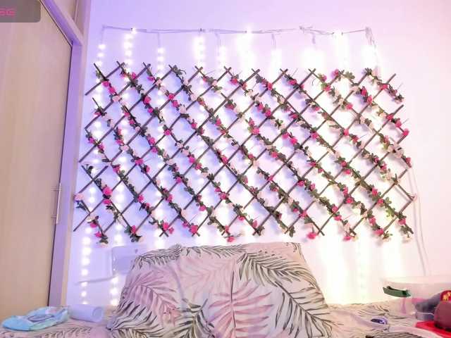 naughtyebonyy live cam on BongaCams