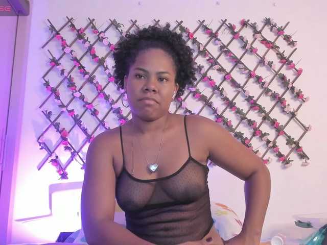 naughtyebonyy live cam on BongaCams