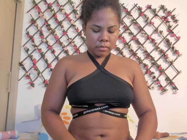 naughtyebonyy live cam on BongaCams