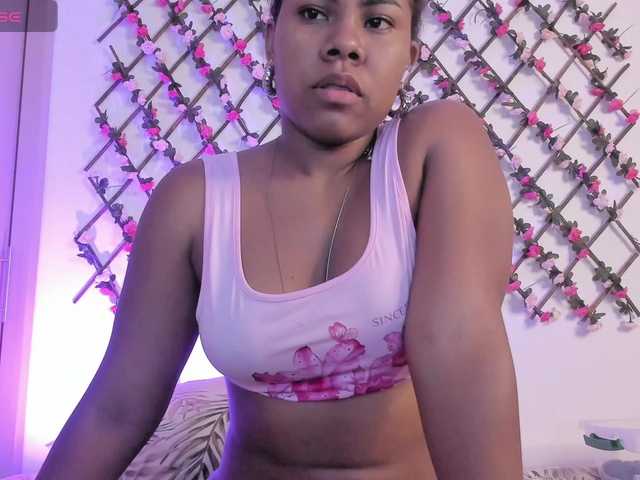 naughtyebonyy live cam on BongaCams
