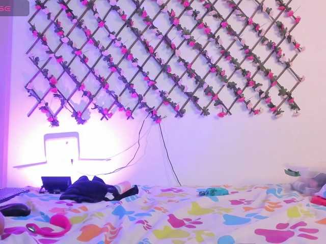 naughtyebonyy live cam on BongaCams